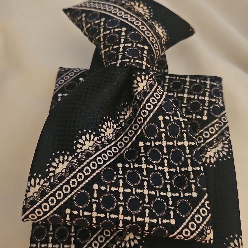 Vintage TITCHE'S Man Shop Dallas Navy Blue Patterned Men's Clip-on Tie - Picture 3 of 9